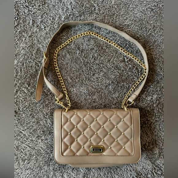 BADGLEY MISCHKIA Quilted Crossbody - Picture 7 of 12